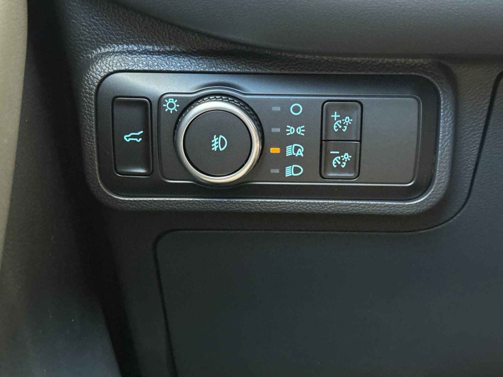 New 2026 Ford Explorer Active w/ Active Comfort Package image 29