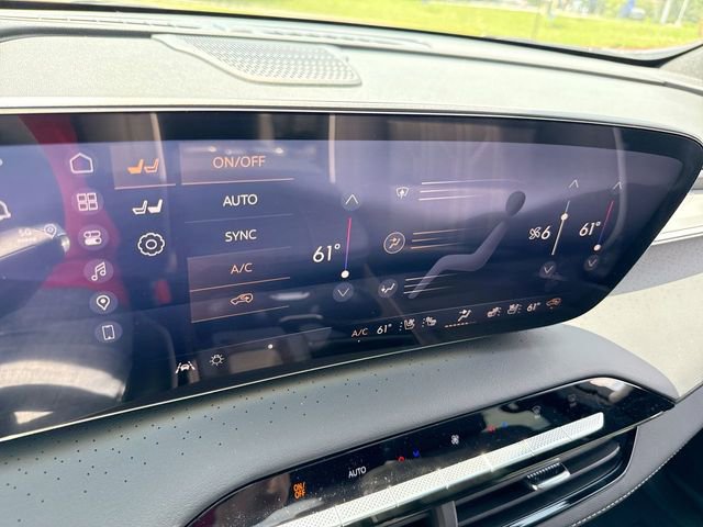 New 2026 Buick Enclave Avenir w/ Super Cruise Package AWD/4WD image 19