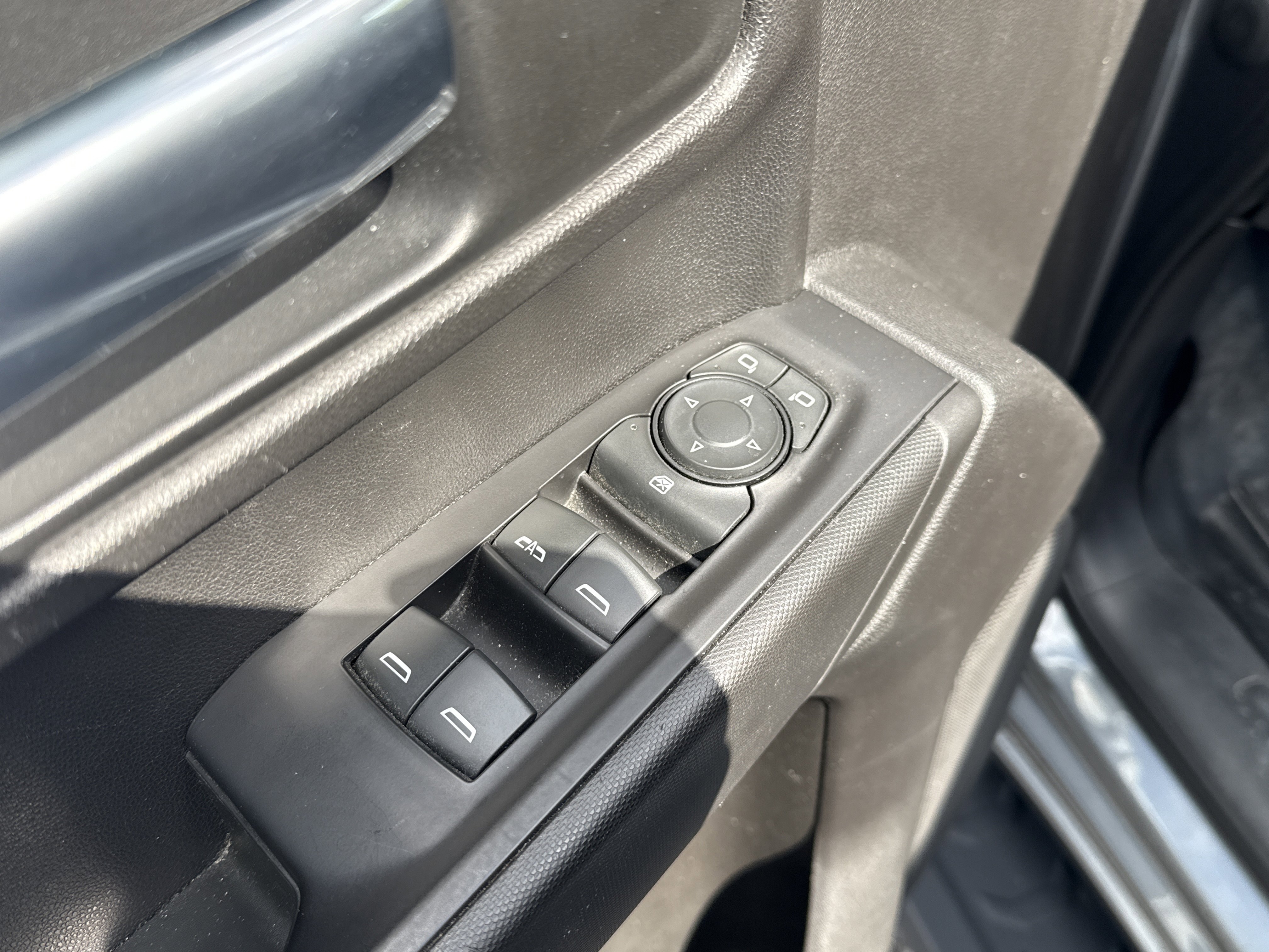 Used 2019 Chevrolet Silverado 1500 Custom w/ Custom Value Package image 17