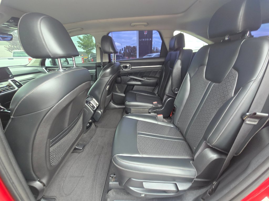 Used 2021 Kia Sorento SX FWD image 18