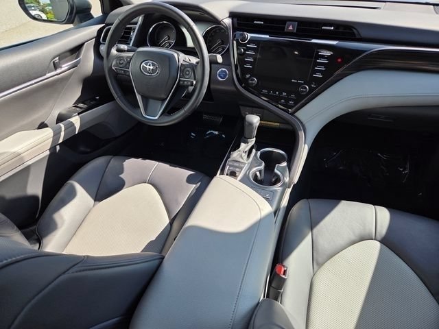 Used 2020 Toyota Camry XLE FWD image 31