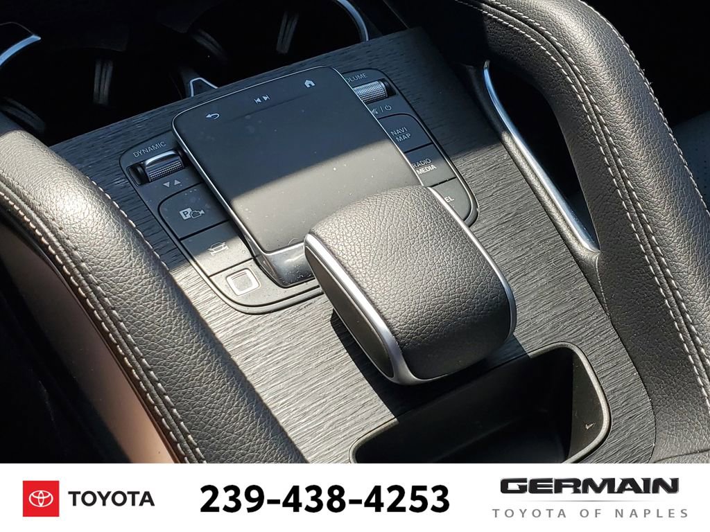 Used 2025 Mercedes-Benz GLE 450 4MATIC w/ AMG Line Exterior image 33