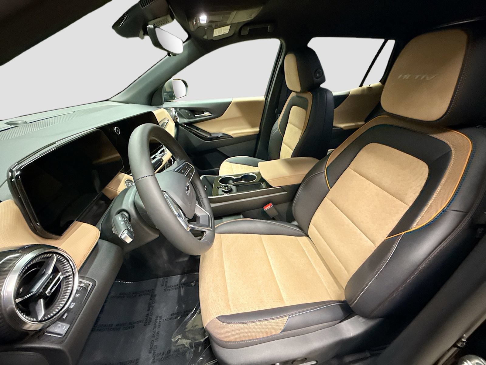 New 2026 Chevrolet Equinox ACTIV w/ Safety and Technology Package AWD/4WD image 25