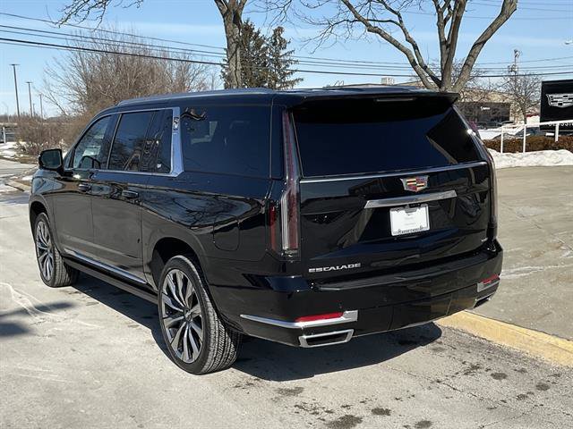 New 2026 Cadillac Escalade ESV Luxury w/ Touring Package image 3
