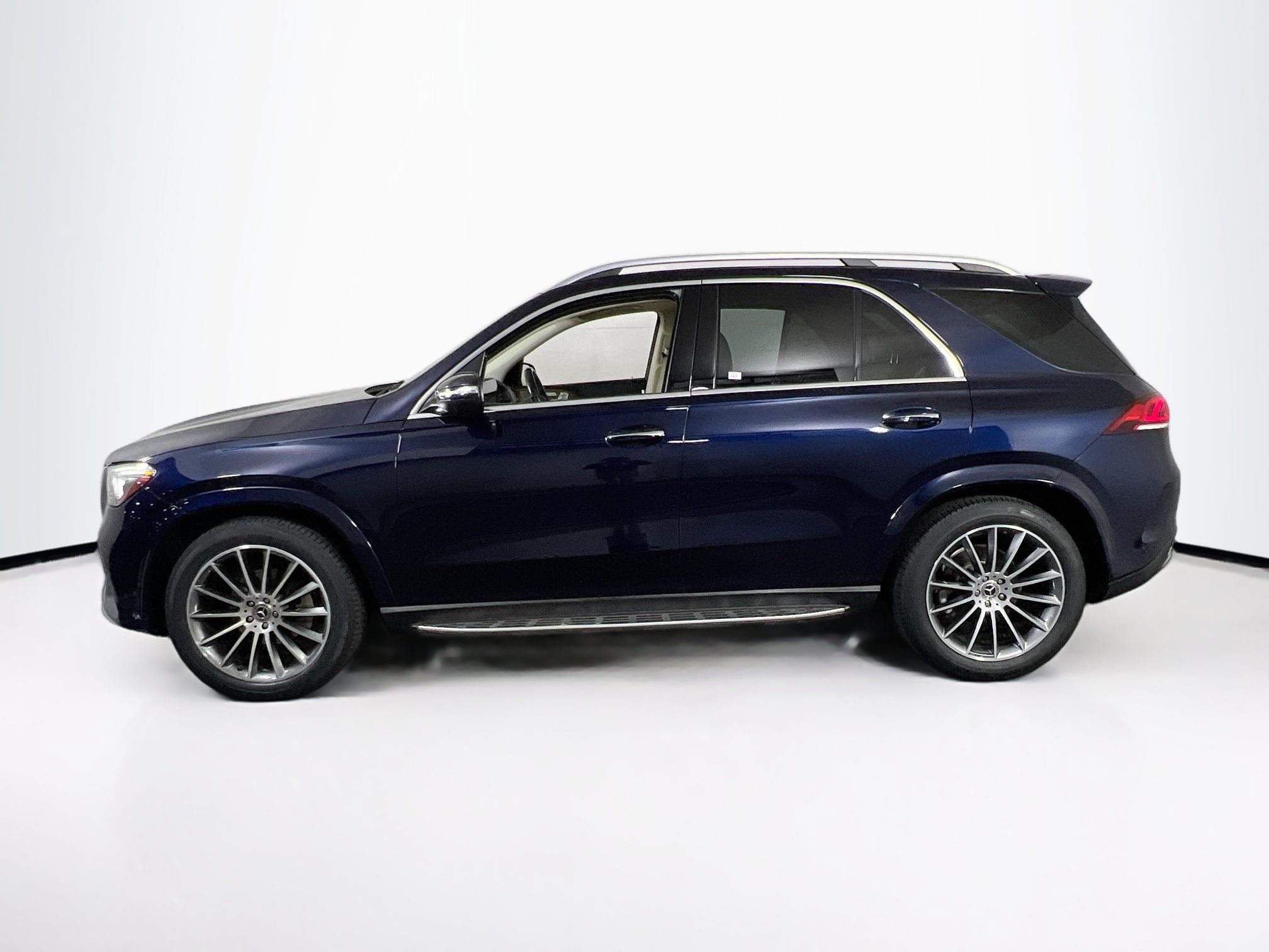 Used 2022 Mercedes-Benz GLE 350 4MATIC image 8