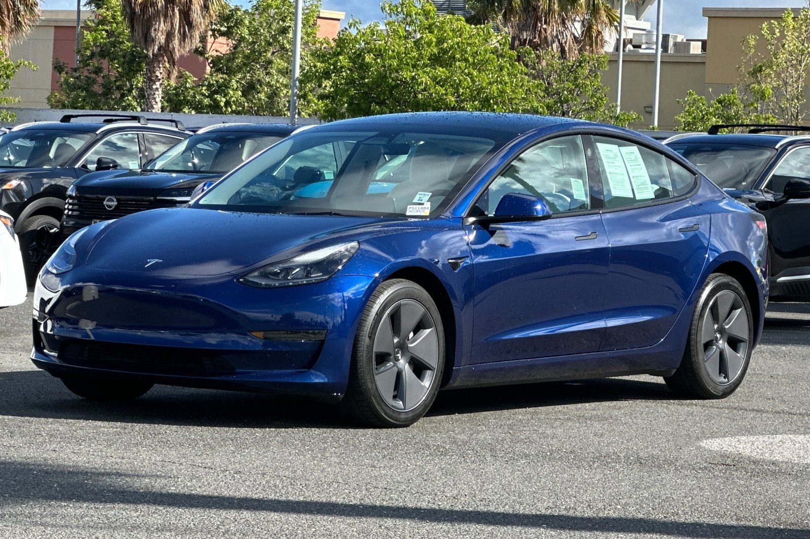 Used 2023 Tesla Model 3 Standard Range image 8