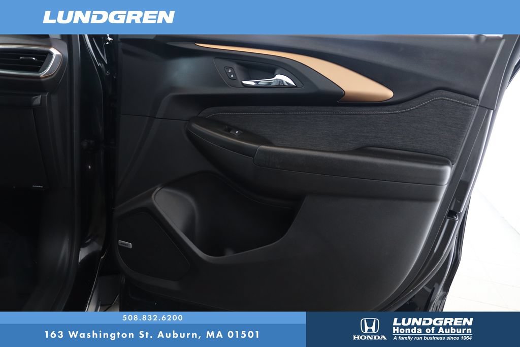 Used 2023 Chevrolet TrailBlazer ACTIV w/ Sun and Liftgate Package AWD/4WD image 15