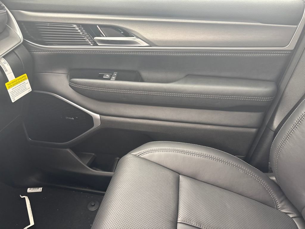 New 2026 Jeep Grand Wagoneer L Limited image 31