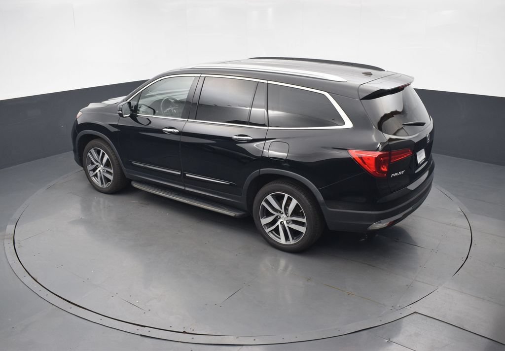 Used 2017 Honda Pilot Touring image 43