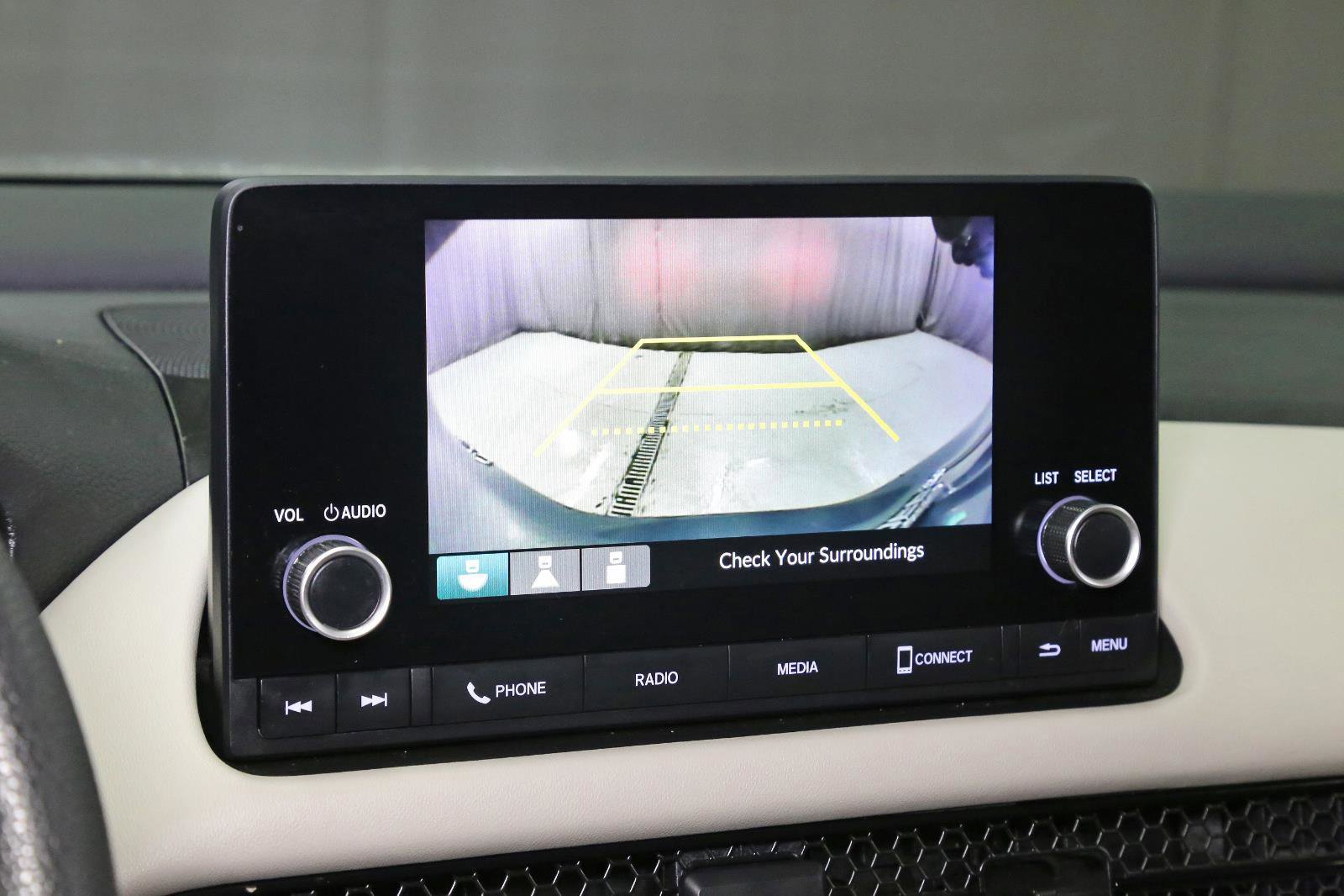 Certified 2023 Honda HR-V LX image 9