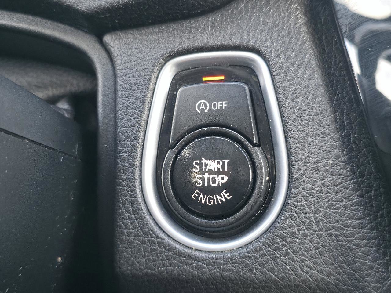 Used 2016 BMW 320i xDrive Sedan image 26