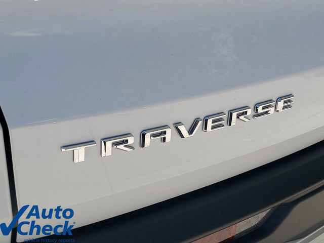Used 2025 Chevrolet Traverse LT w/ Driver Confidence Package FWD image 9