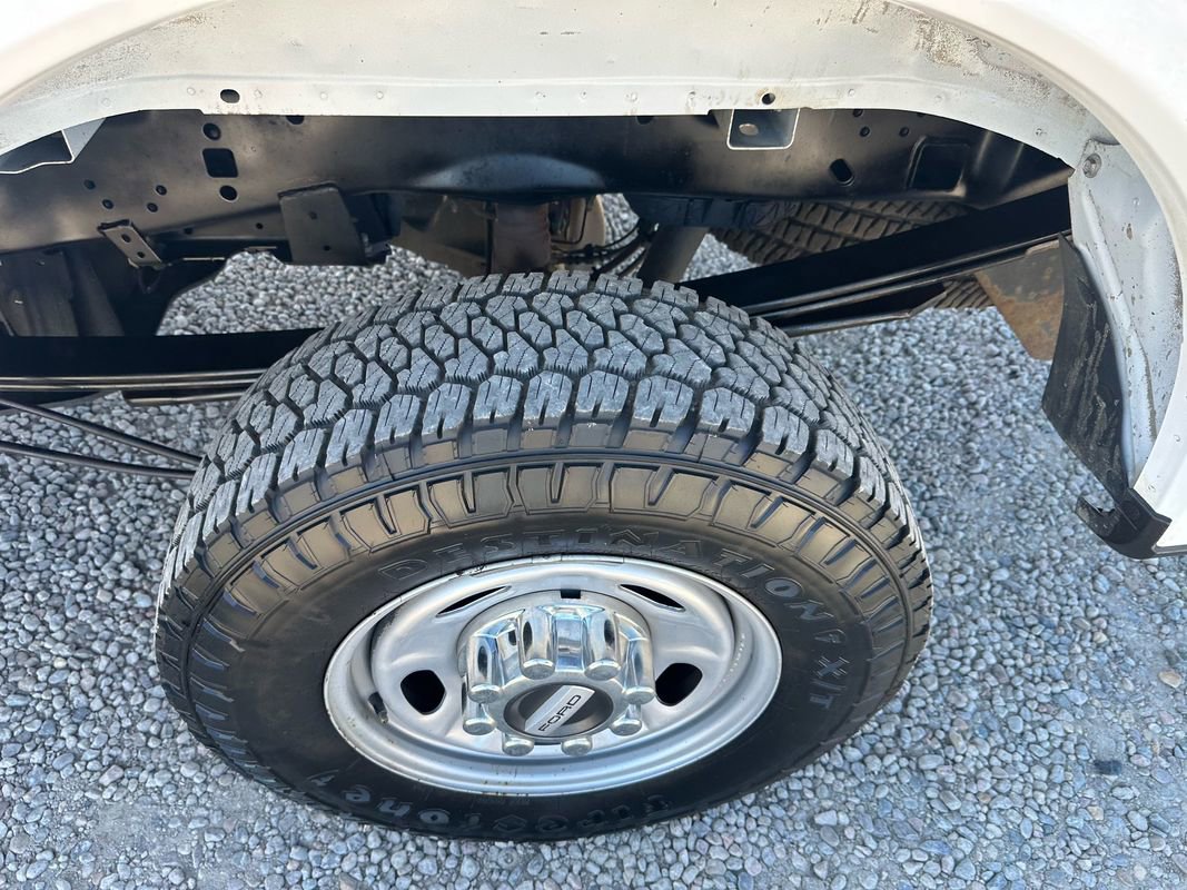 Used 2017 Ford F250 XL w/ Power Equipment Group AWD/4WD image 41