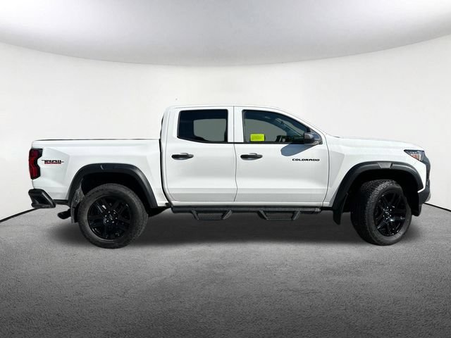 Used 2025 Chevrolet Colorado Trail Boss AWD/4WD image 15