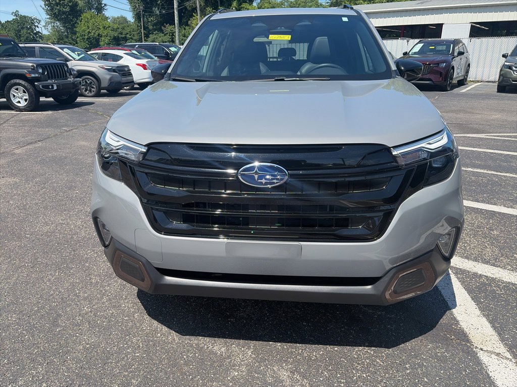 Used 2025 Subaru Forester Sport AWD/4WD image 2