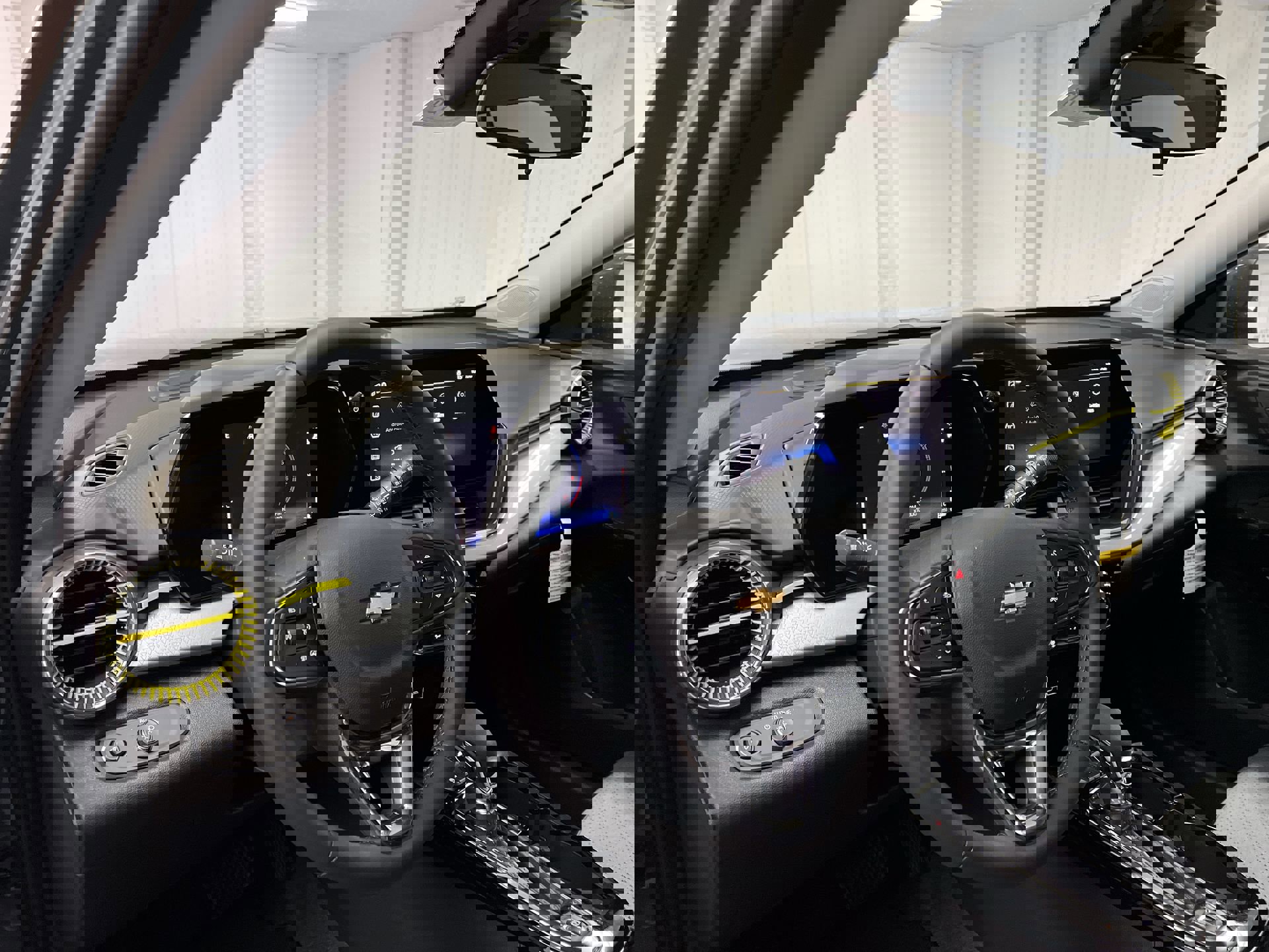 New 2026 Chevrolet Trax LT w/ Driver Confidence Package image 42