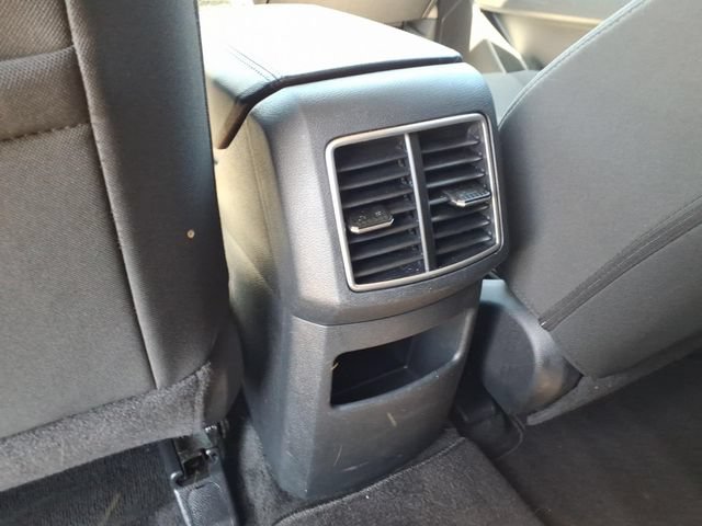 Used 2024 Kia Sportage LX AWD/4WD image 9