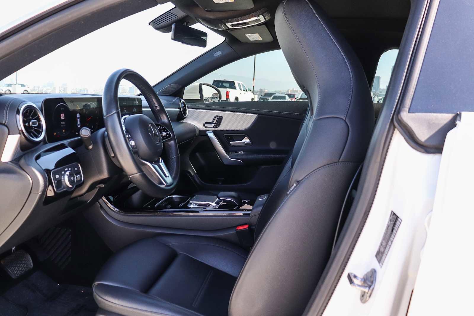 Used 2020 Mercedes-Benz CLA 250 image 24