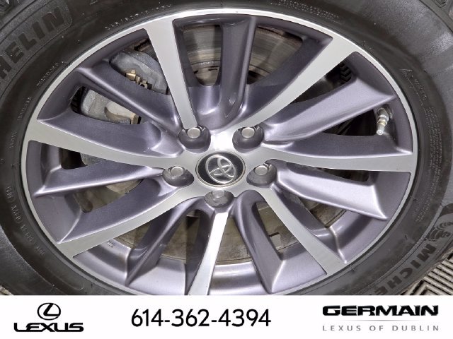 Used 2019 Toyota Highlander XLE AWD/4WD image 11