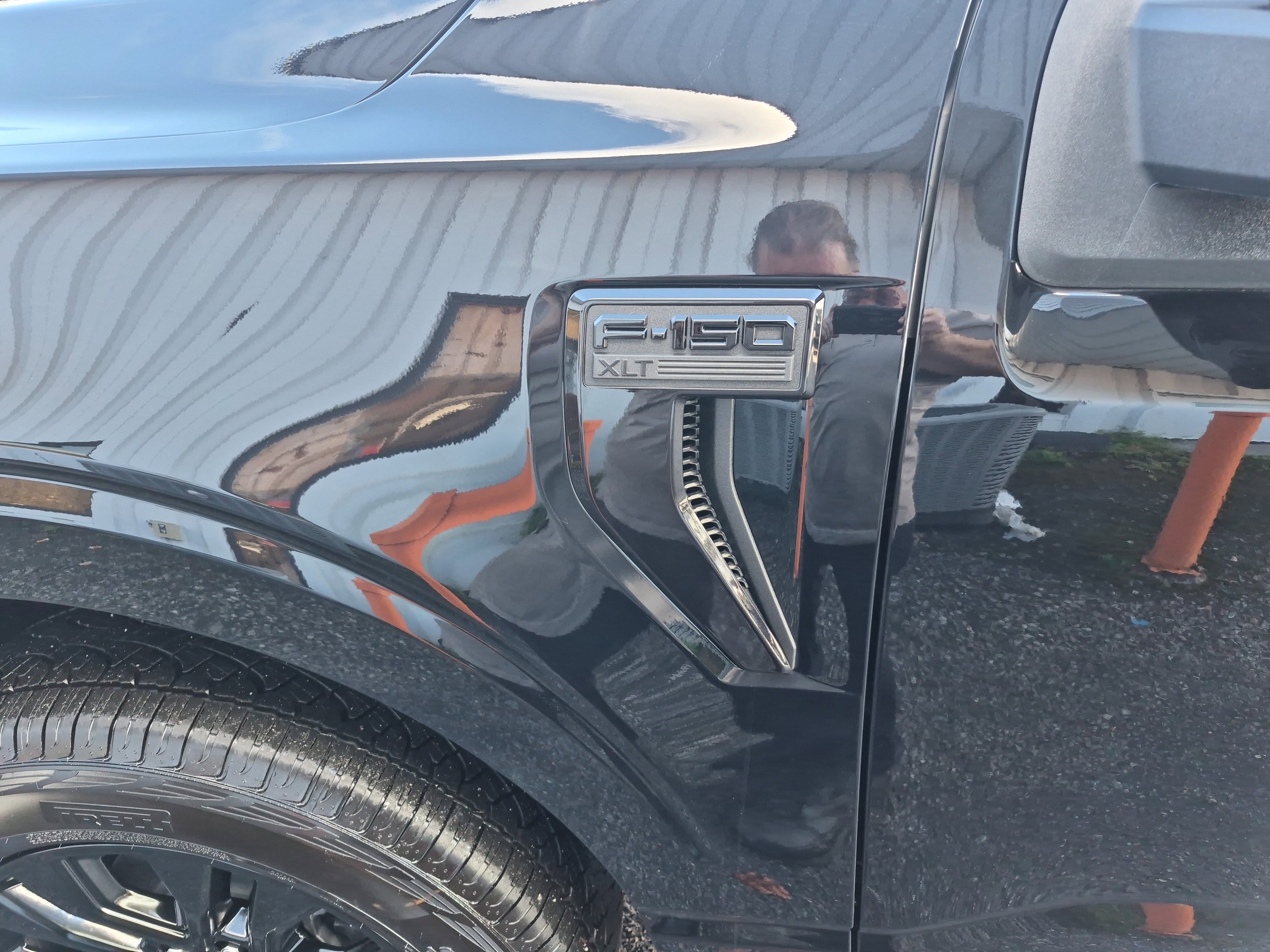 New 2025 Ford F150 XLT w/ Equipment Group 302A MID AWD/4WD image 8
