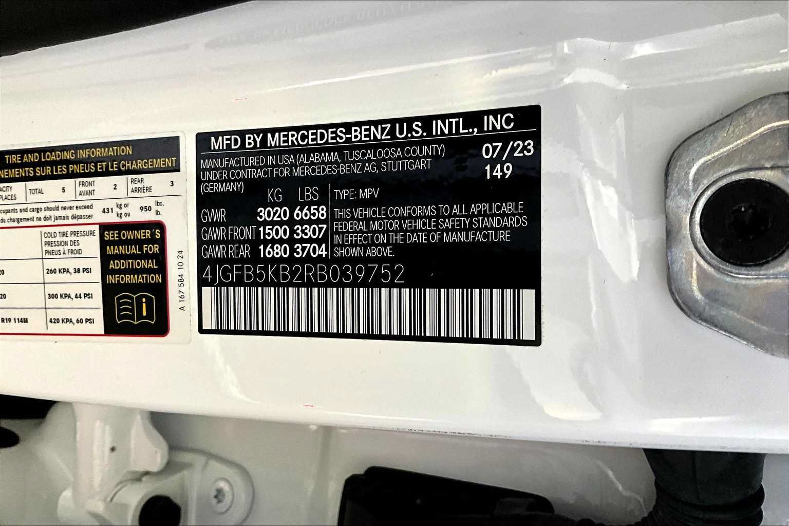 Certified 2024 Mercedes-Benz GLE 450 4MATIC image 33