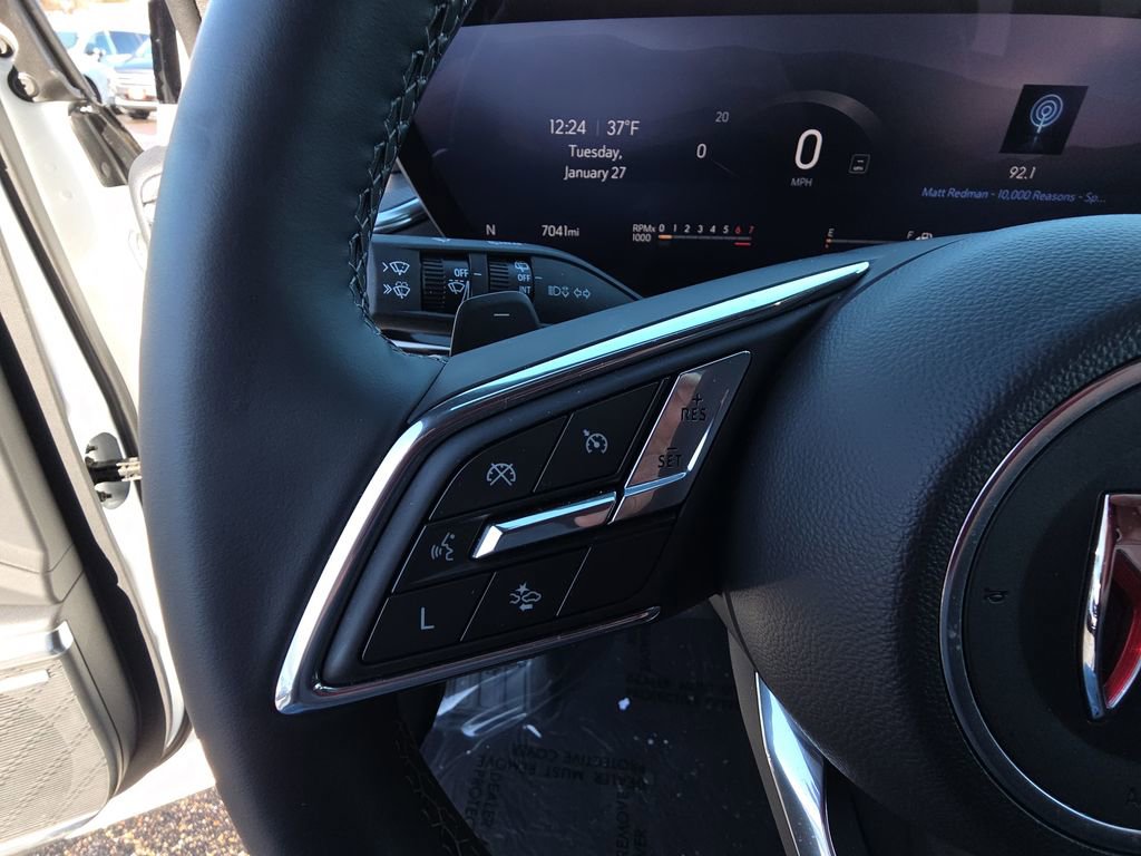 Used 2025 Buick Enclave Sport Touring image 18