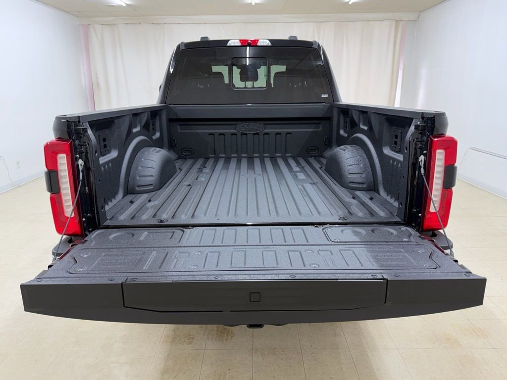 New 2026 Ford F250 Lariat w/ Lariat Ultimate Package image 5