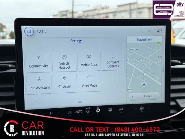 Used 2023 Ford Transit 350 XLT image 26