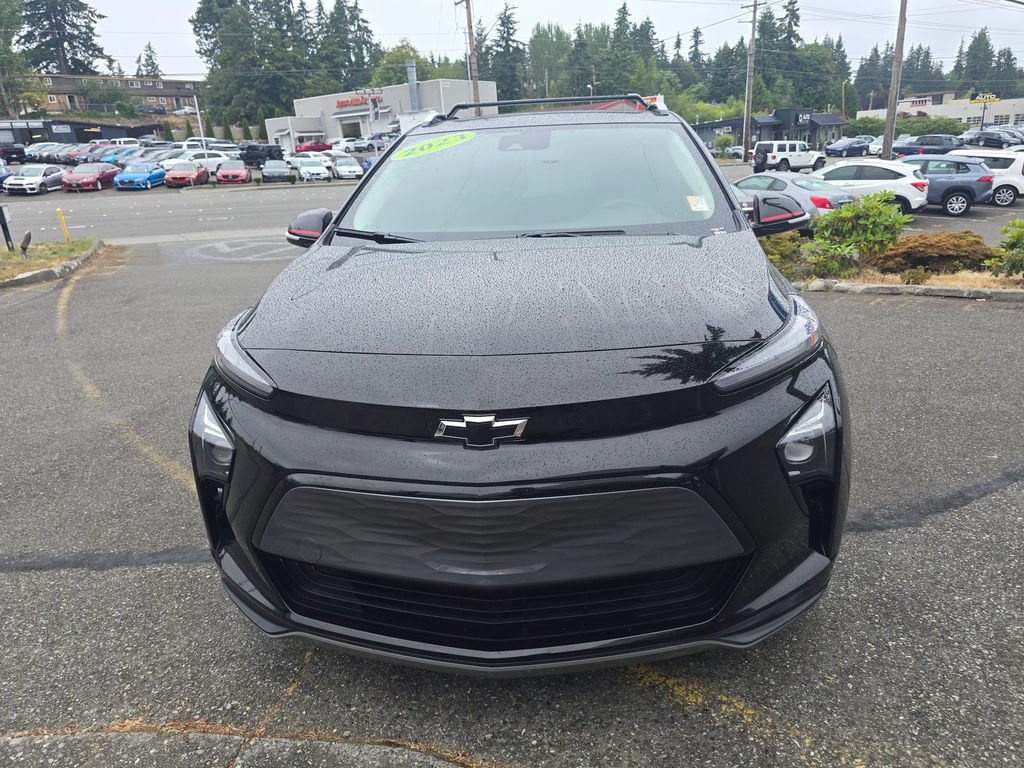 Used 2023 Chevrolet Bolt EUV LT w/ Redline Edition FWD image 2