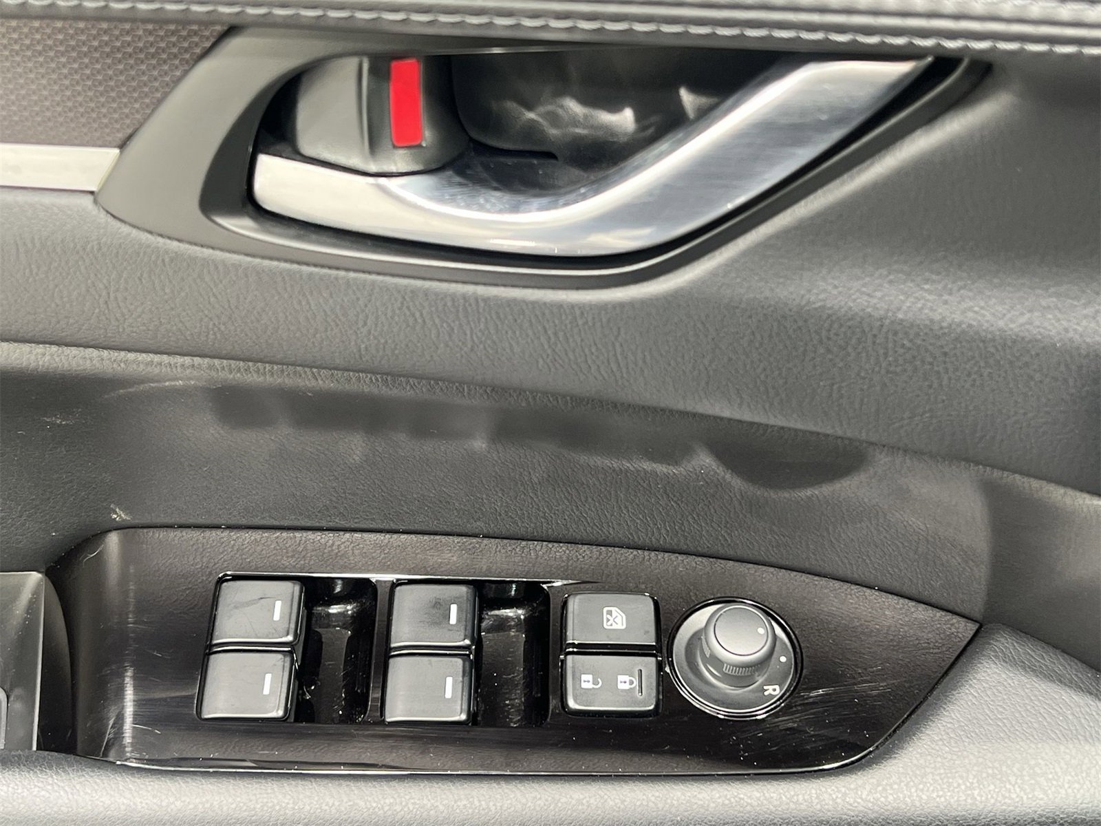 Used 2023 MAZDA CX-5 Carbon Edition image 13