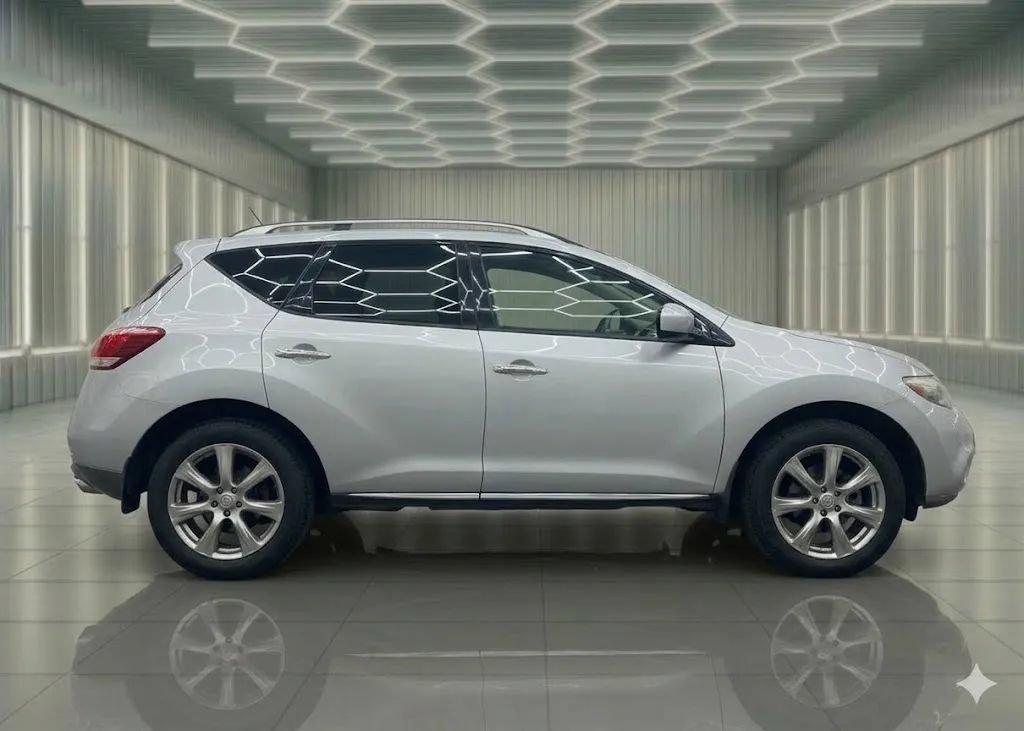 Used 2014 Nissan Murano LE w/ Platinum Edition Package AWD/4WD image 4