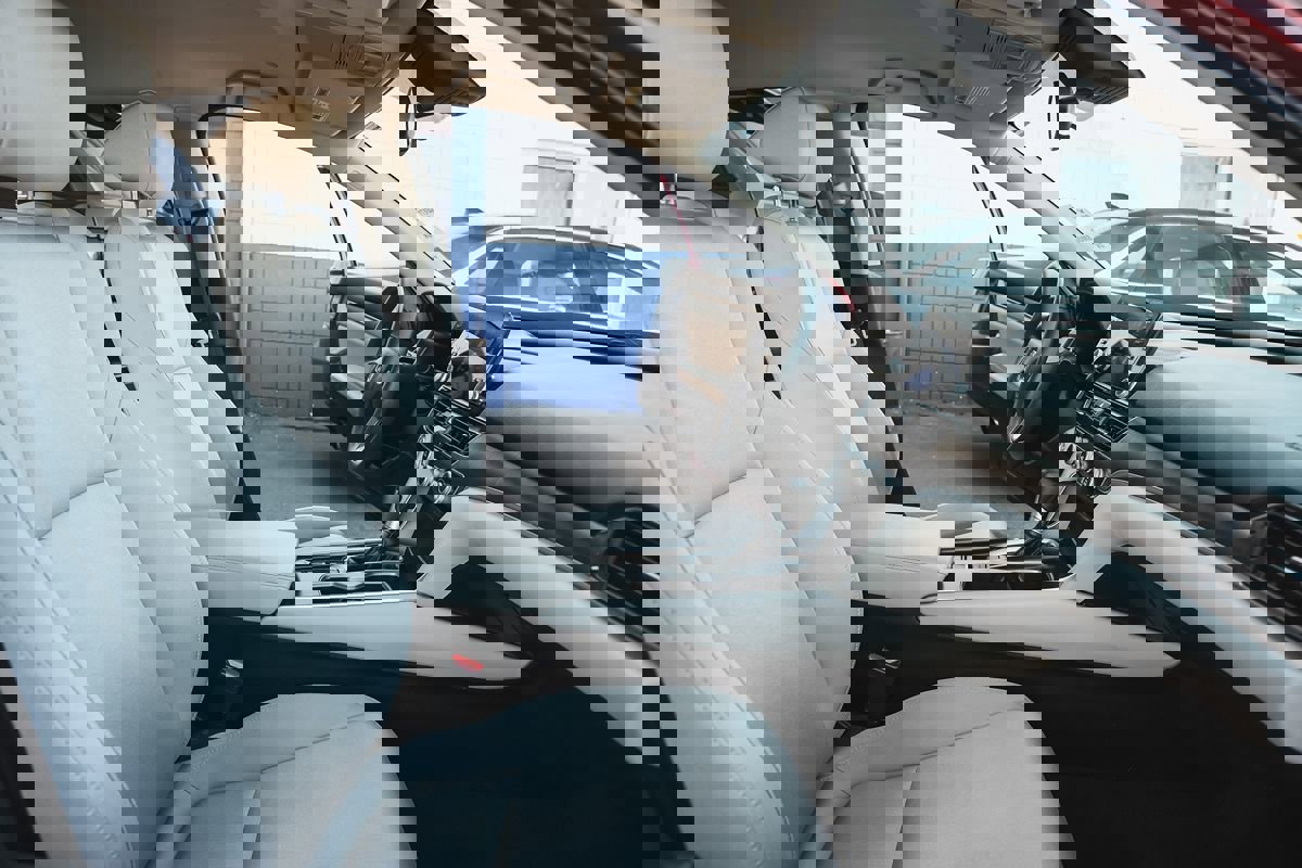 Used 2021 Honda Accord LX image 17