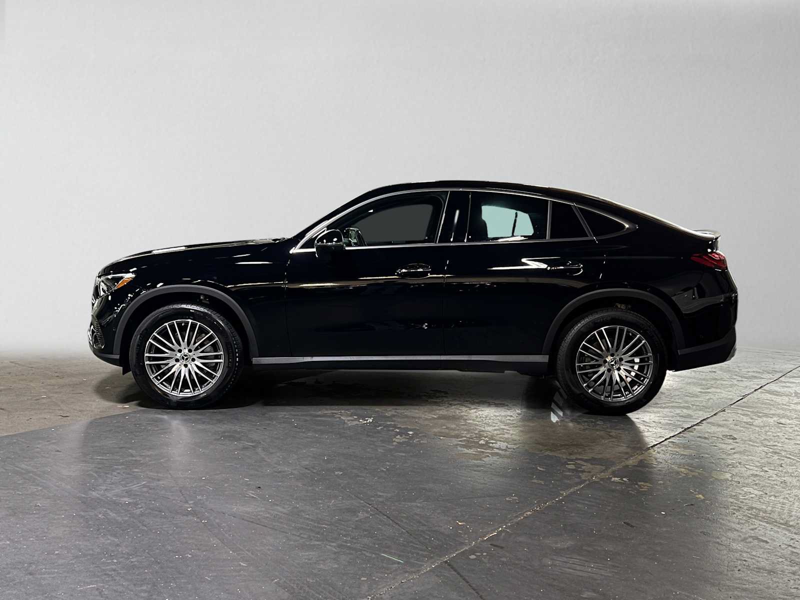Used 2026 Mercedes-Benz GLC 300 4MATIC image 6