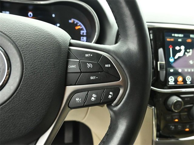 Used 2019 Jeep Grand Cherokee Limited image 17