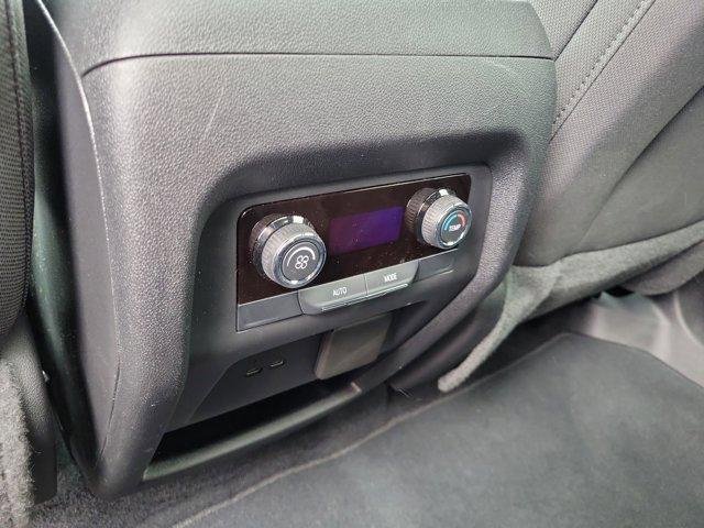 Used 2024 Chevrolet Traverse Z71 w/ Enhanced Driving Package image 13