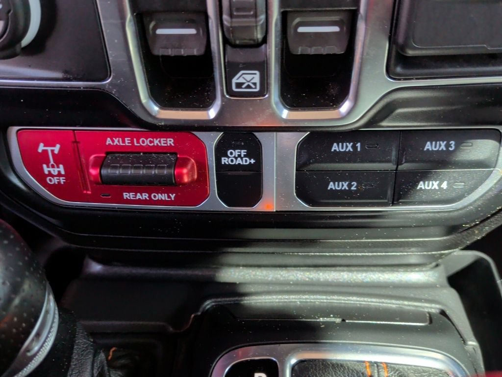 Used 2021 Jeep Gladiator Mojave AWD/4WD image 32