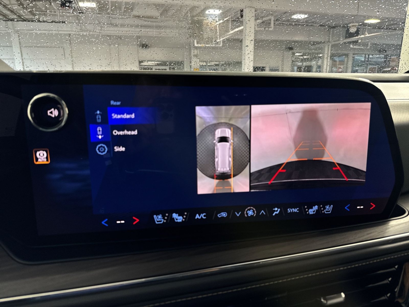 New 2026 Chevrolet Suburban Premier AWD/4WD image 19