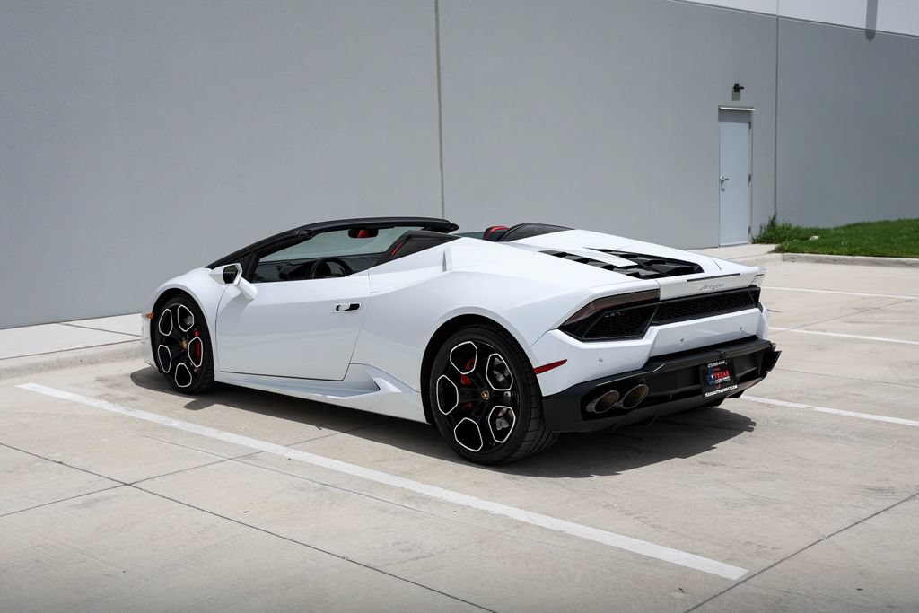 Used 2019 Lamborghini Huracan LP 580-2 RWD image 8