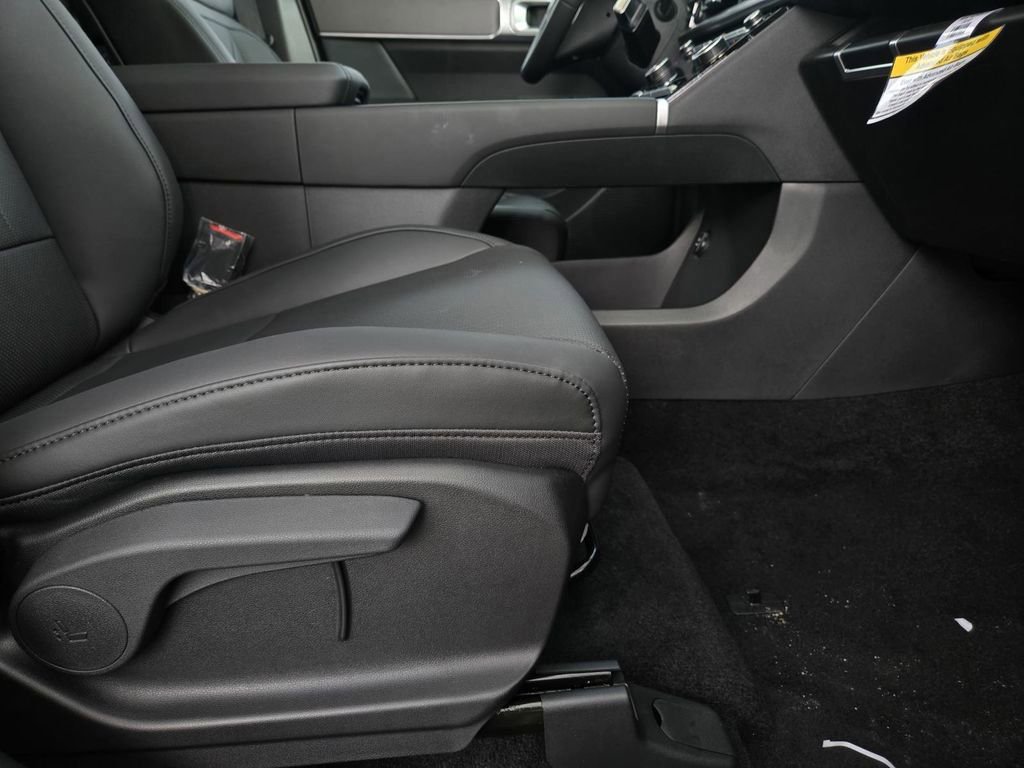 New 2025 Hyundai Santa Fe XRT w/ Tow & Go Package AWD/4WD image 9