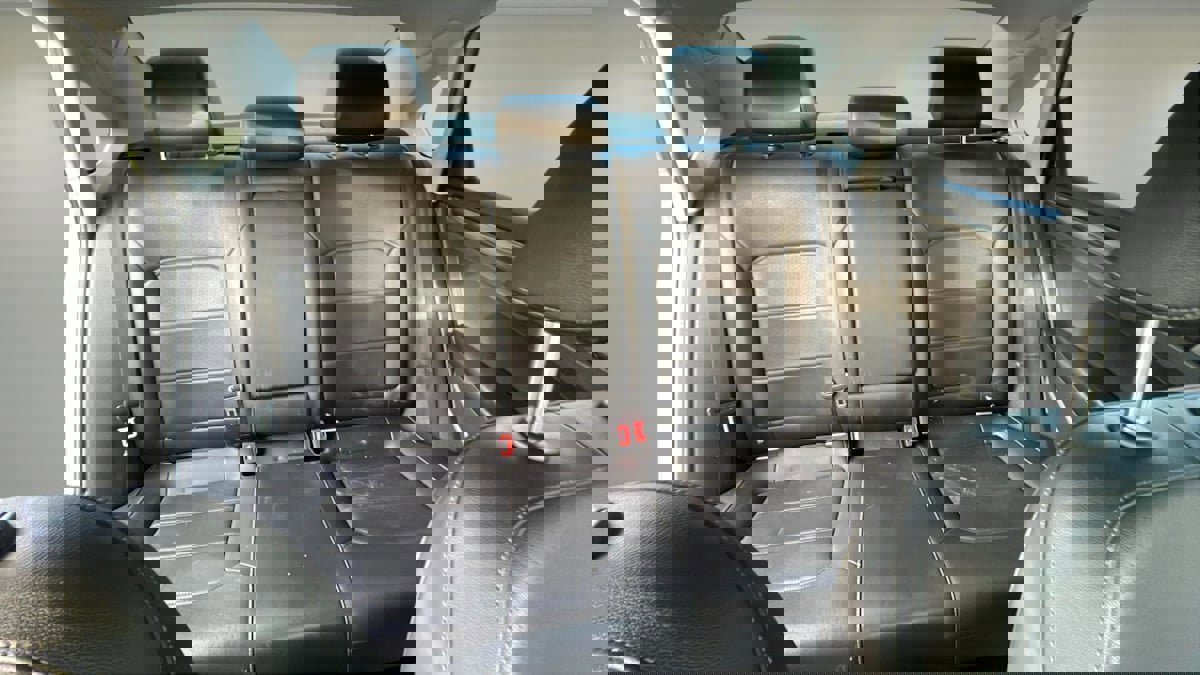 Used 2020 Volkswagen Passat 2.0T R-Line image 15