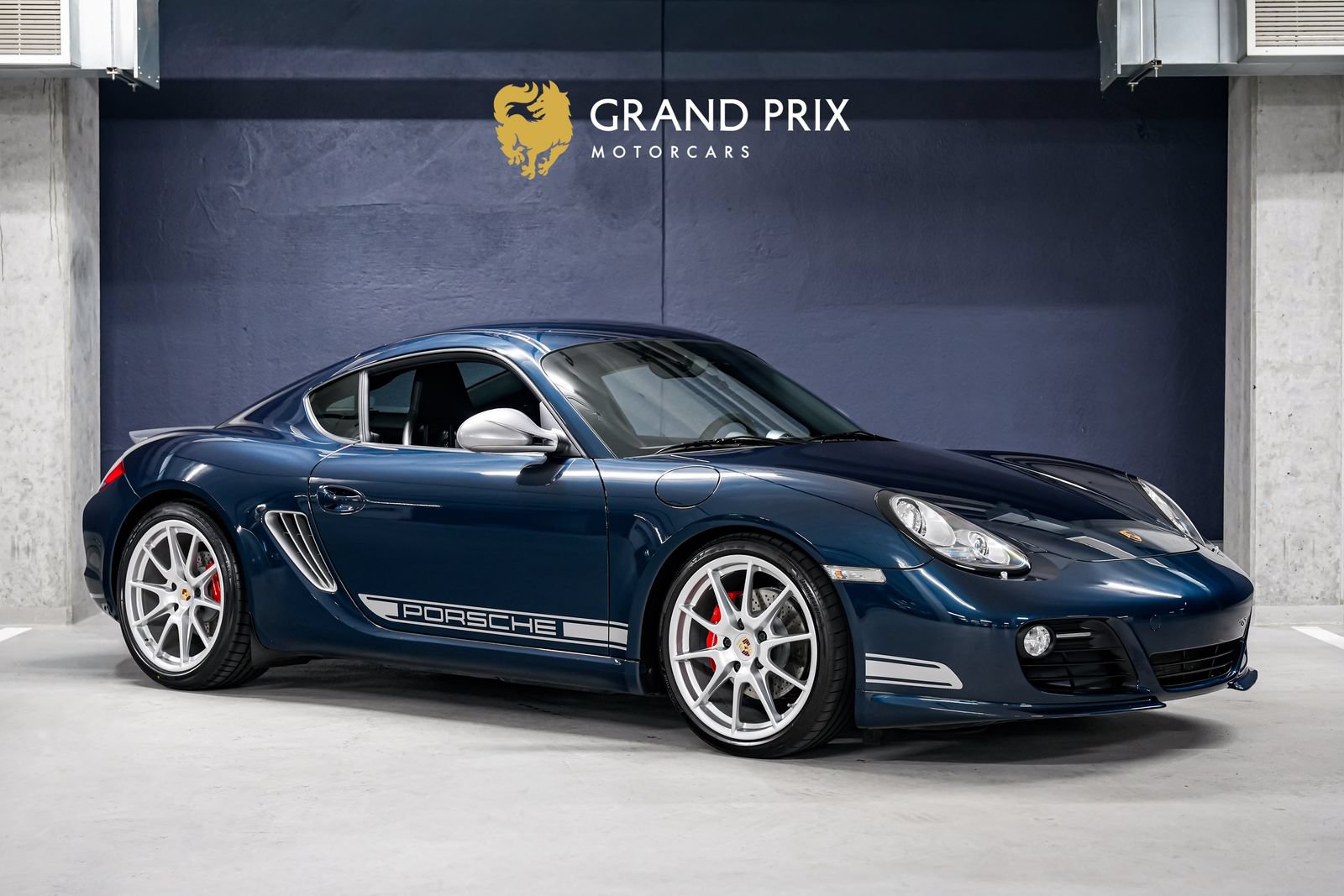 Used 2012 Porsche Cayman R RWD image 1