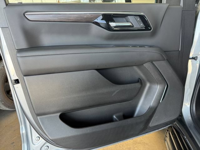 Used 2025 Chevrolet Tahoe LS w/ Max Trailering Package RWD image 4