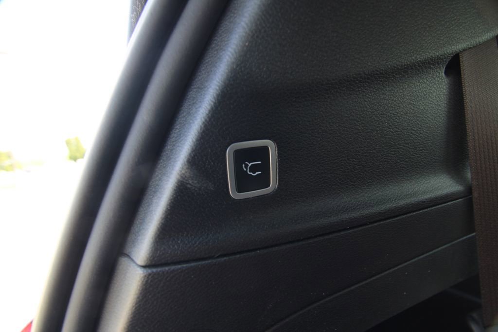 Used 2023 Chrysler Pacifica Touring-L w/ S Appearance Package image 33