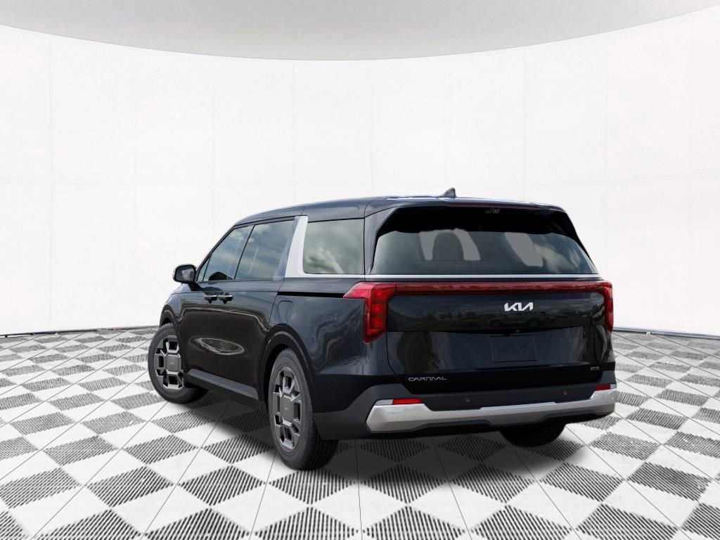 New 2026 Kia Carnival EX FWD image 5