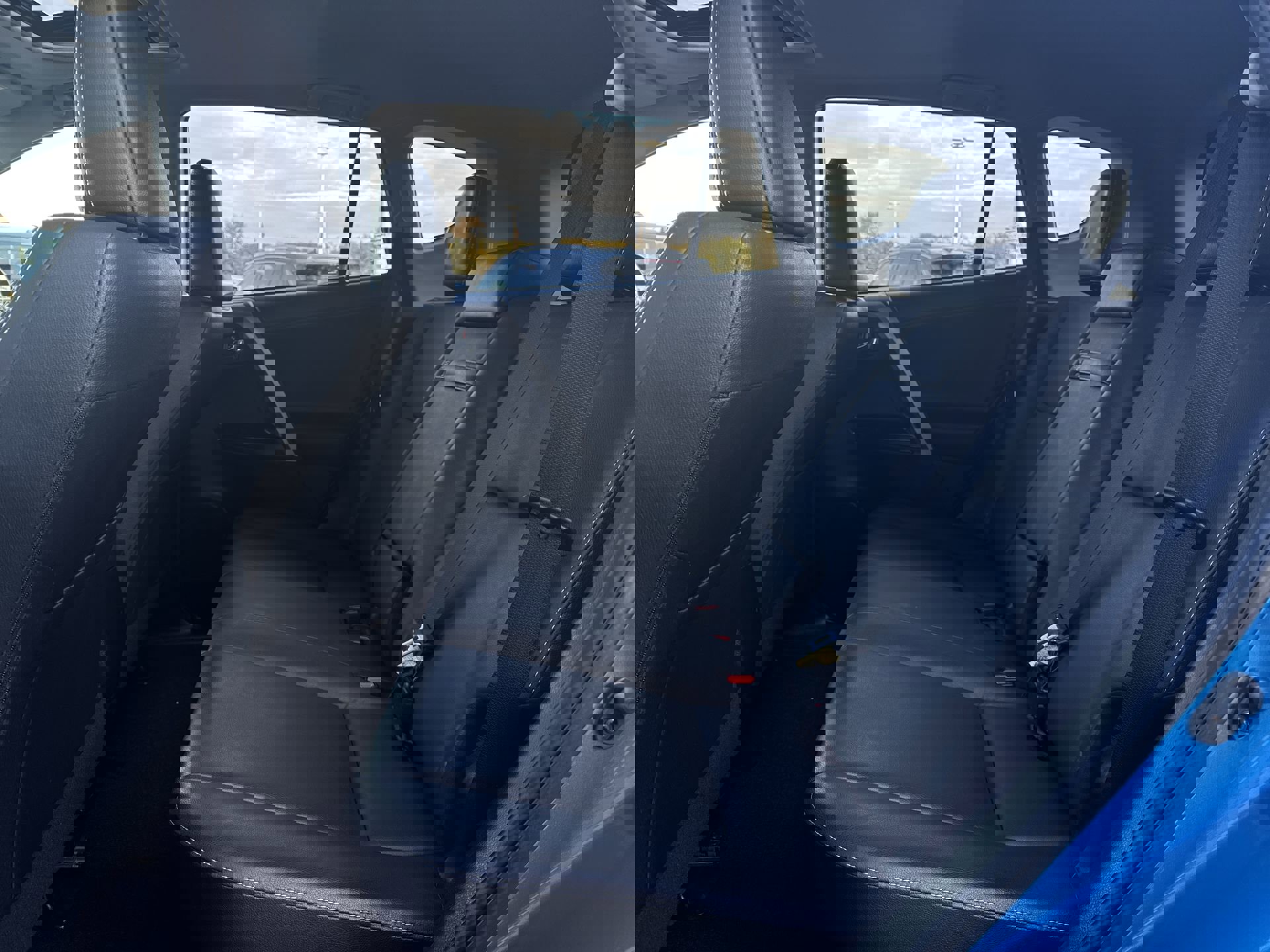 Used 2017 Toyota RAV4 Limited image 24