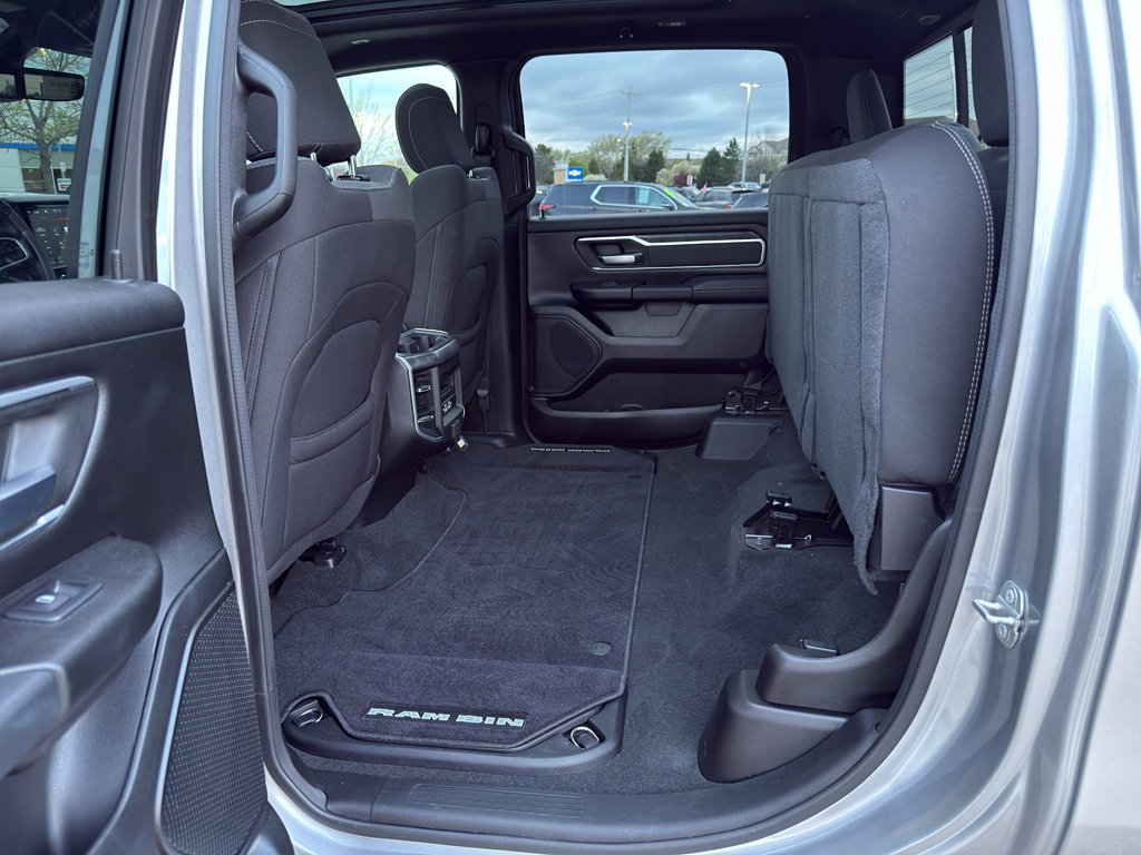 Used 2022 RAM 1500 Big Horn AWD/4WD image 43