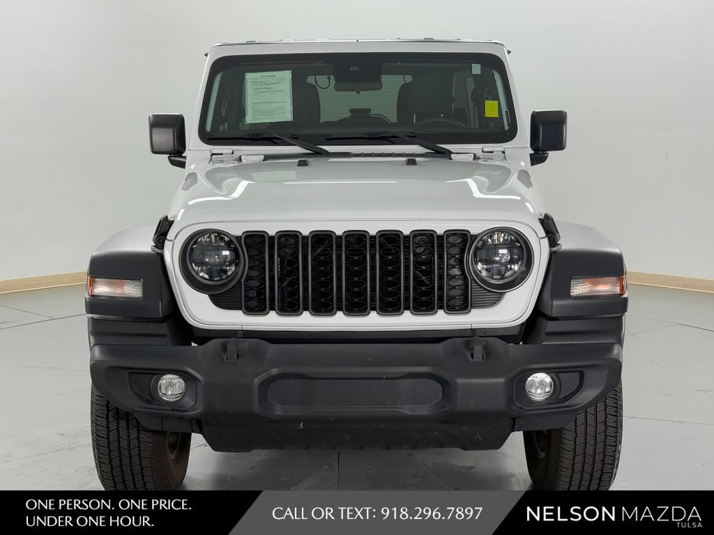 Used 2024 Jeep Wrangler Unlimited Sport AWD/4WD image 2