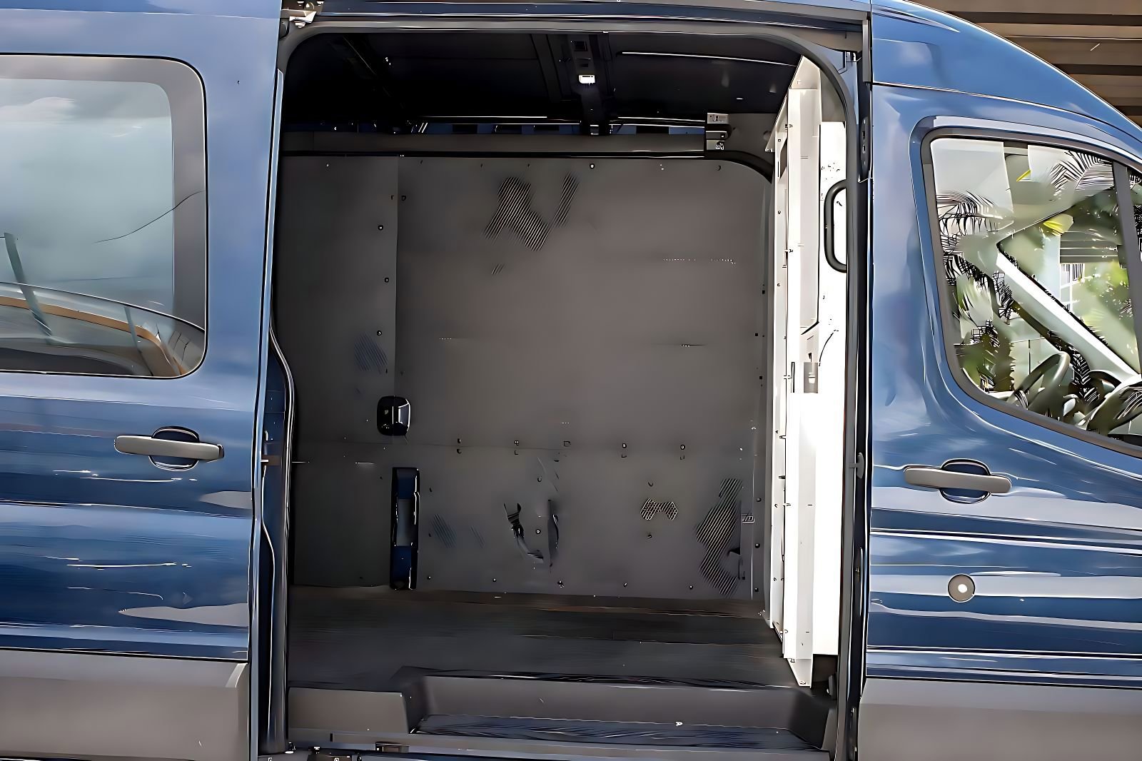 Used 2019 Ford Transit 250 148 Medium Roof image 11