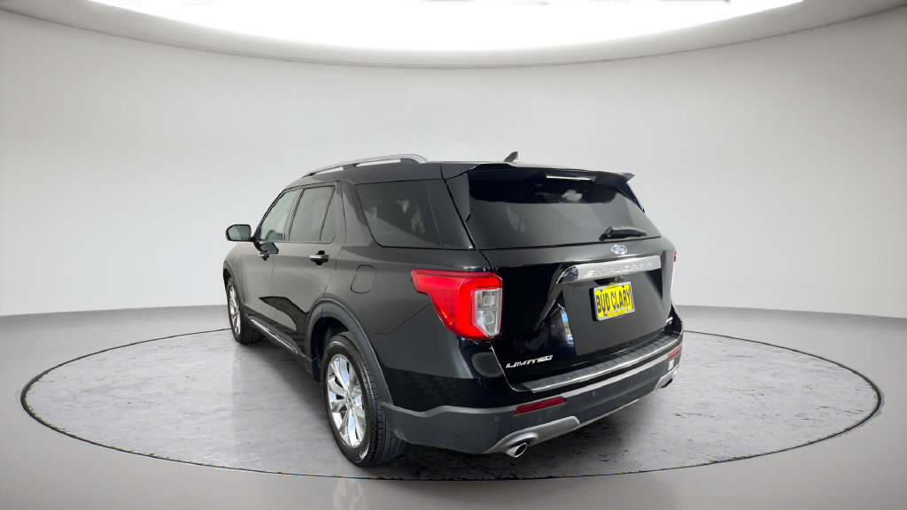 Used 2024 Ford Explorer Limited AWD/4WD image 7