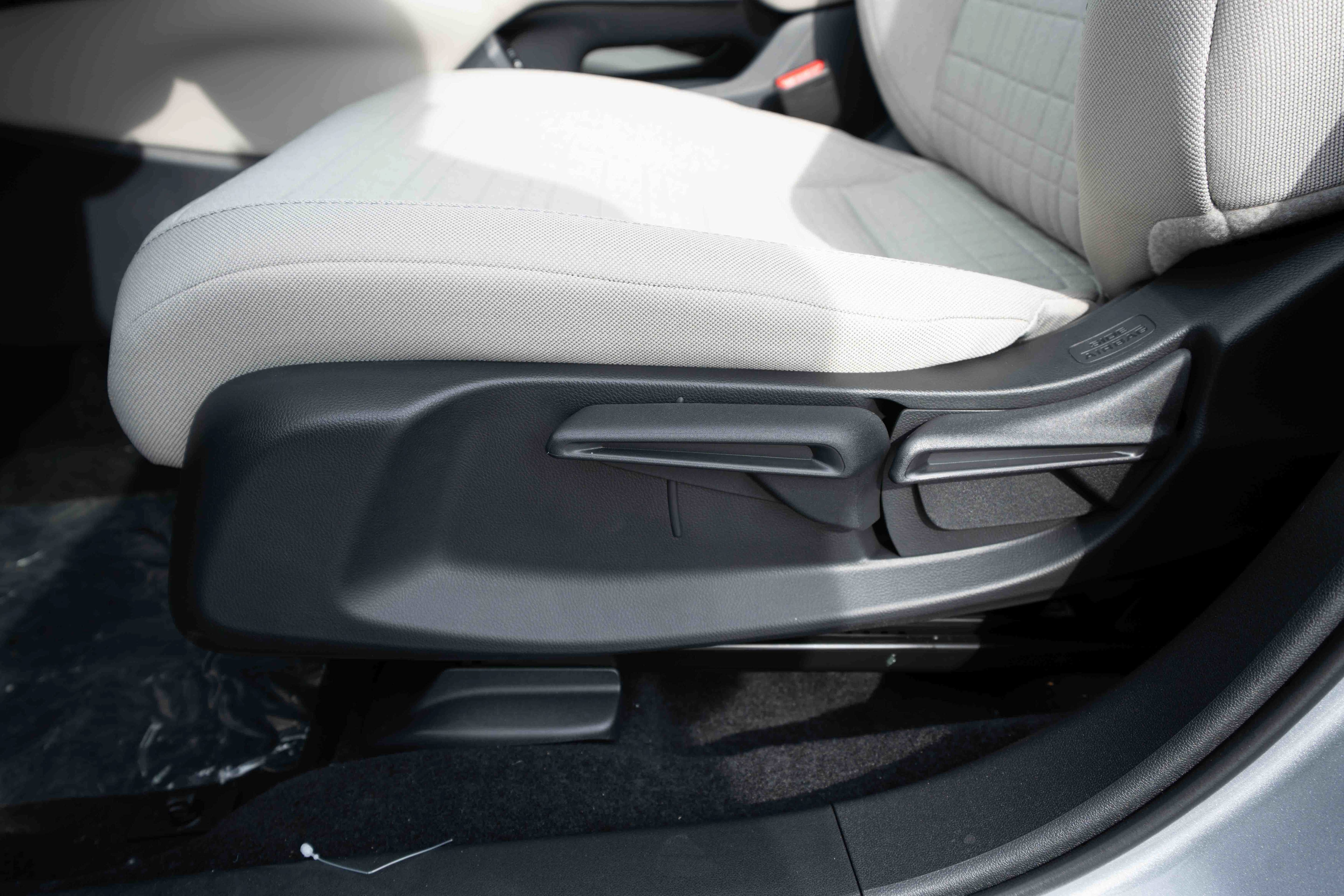 New 2027 Honda HR-V LX image 12